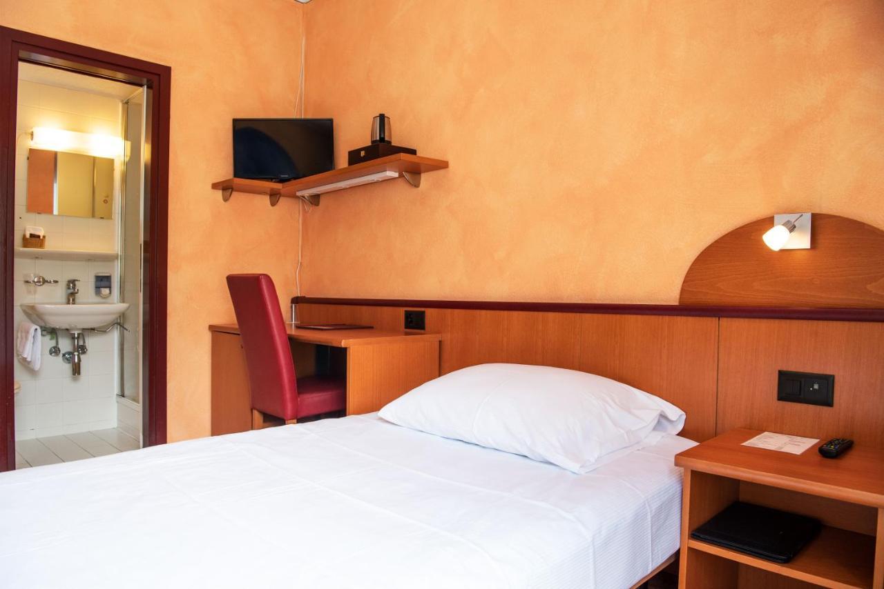 Hotel Al Giardinetto à Biasca Extérieur photo